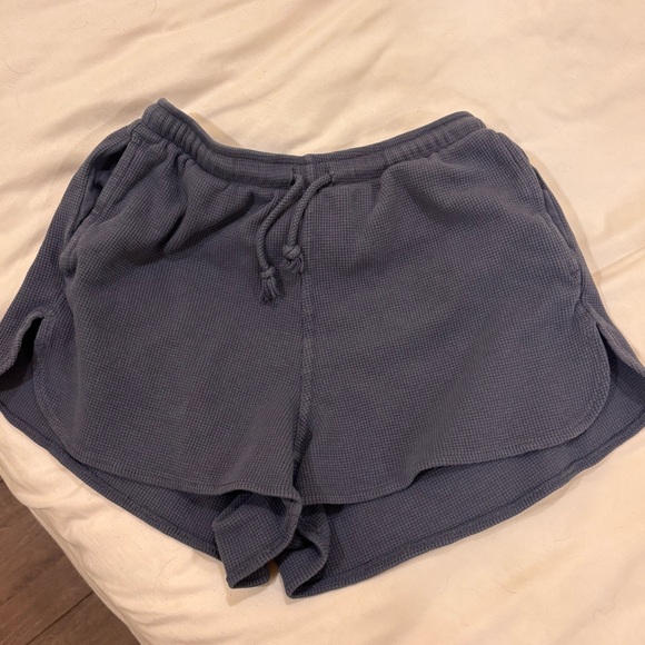 Brandy Melville John galt matching pajama set - one size - Picture 5 of 9